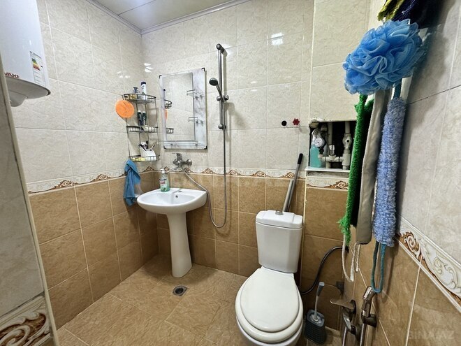 Satılır 2 otaqlı köhnə tikili 60 m², Yeni Günəşli q., photo 9 from 17