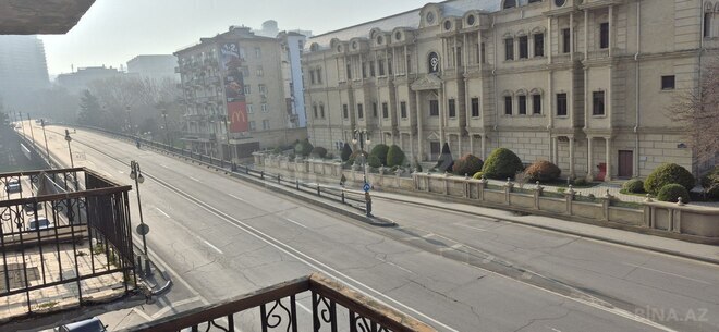 Satılır 3 otaqlı köhnə tikili 70 m², Nizami m., photo 8 from 9