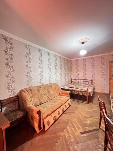 Satılır 1 otaqlı köhnə tikili 40 m², Elmlər Akademiyası m., photo 9 from 12