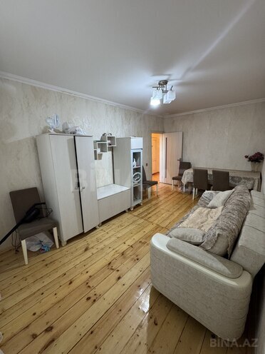 Продаётся 2-комн. вторичка 65 м², м. Ази Асланов, photo 7 from 17