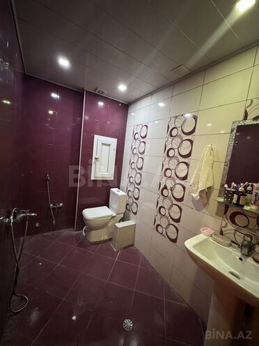 Продаётся 2-комн. вторичка 65 м², м. Ази Асланов, photo 11 from 17