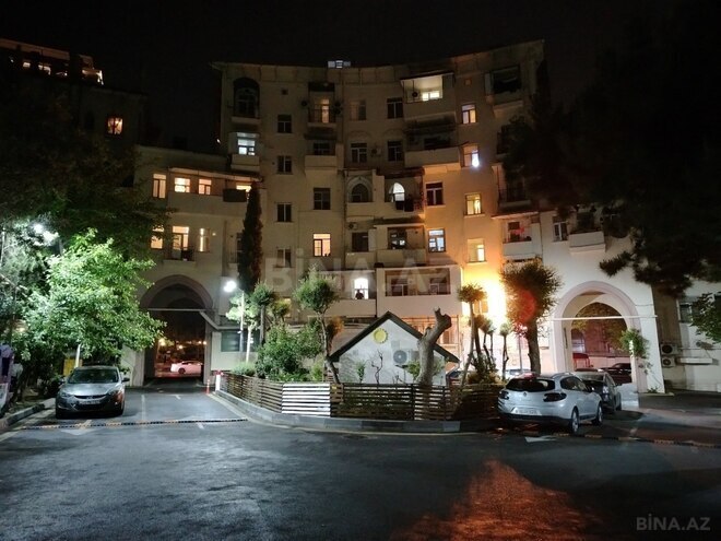 İcarəyə verilir 2 otaqlı köhnə tikili 65 m², Yasamal r., photo 5 from 8