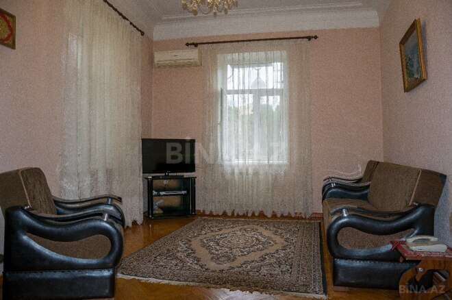İcarəyə verilir 2 otaqlı köhnə tikili 65 m², Yasamal r., photo 3 from 8