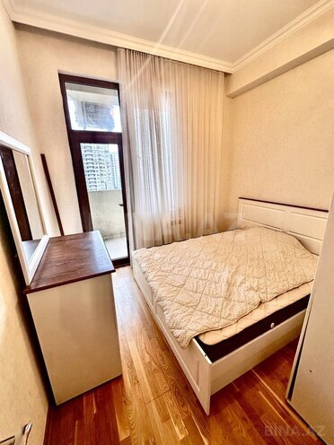 Сдаётся 2-комн. новостройка 44 м², м. Кара Караев, photo 3 from 10