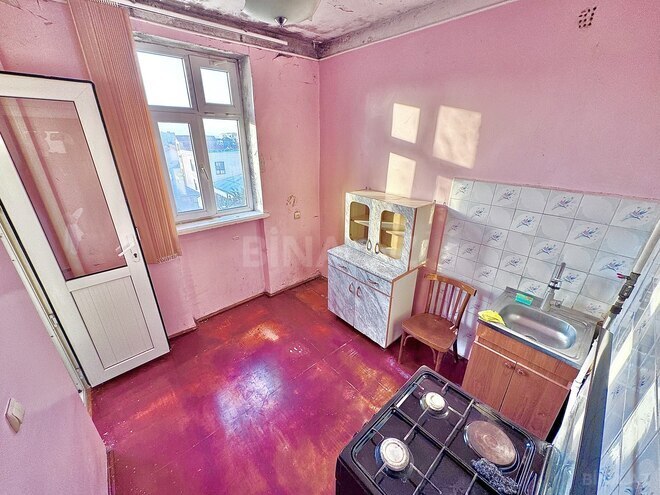Satılır 3 otaqlı köhnə tikili 75 m², Qara Qarayev m., photo 9 from 26