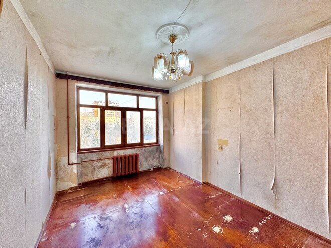 Satılır 3 otaqlı köhnə tikili 75 m², Qara Qarayev m., photo 4 from 26