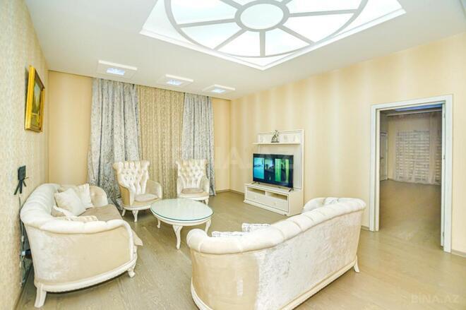 Satılır 4 otaqlı yeni tikili 176 m², Sahil m., photo 4 from 32