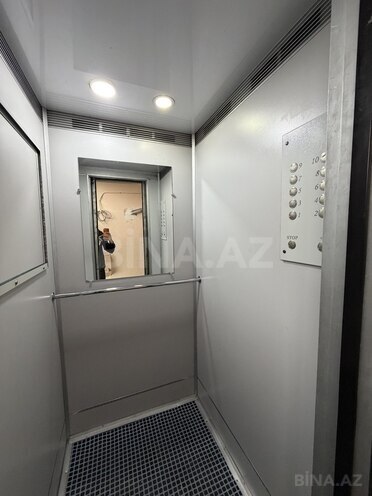 Satılır 3 otaqlı köhnə tikili 85 m², İnşaatçılar m., photo 17 from 18