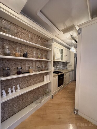 Продаётся 4-комн. новостройка 107 м², м. Иншаатчылар, photo 8 from 11