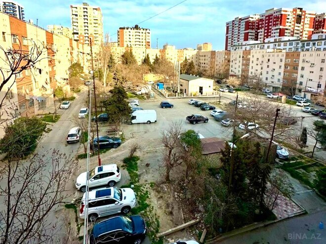 Продаётся 3-комн. вторичка 80 м², м. Кара Караев, photo 21 from 27