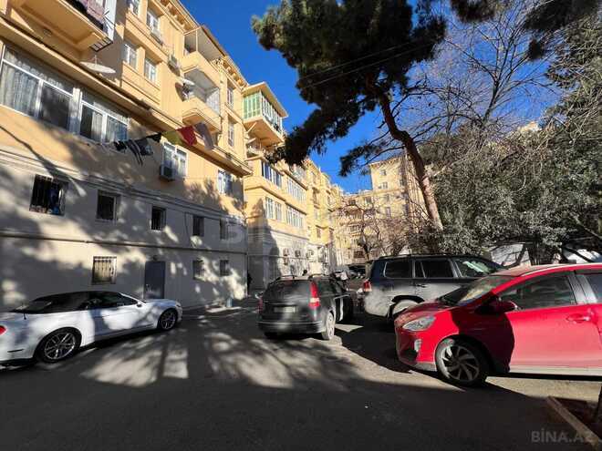 Satılır 3 otaqlı köhnə tikili 93 m², Nəsimi r., photo 3 from 15