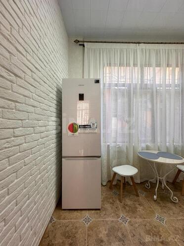 Сдаётся 2-комн. вторичка 90 м², м. Сахил, photo 12 from 24