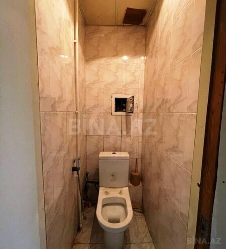 Satılır 3 otaqlı köhnə tikili 74 m², İnşaatçılar m., photo 7 from 8