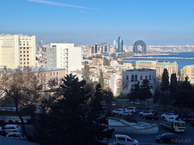 Сдаётся 2-комн. вторичка 65 м², м. Ичеришехер, photo 16 from 18