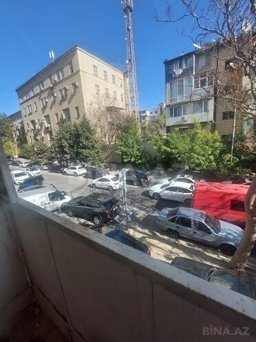 Satılır 2 otaqlı köhnə tikili 50 m², Nəsimi r., photo 13 from 18