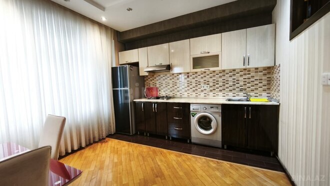 Сдаётся 3-комн. новостройка 100 м², м. Гянджлик, photo 6 from 9