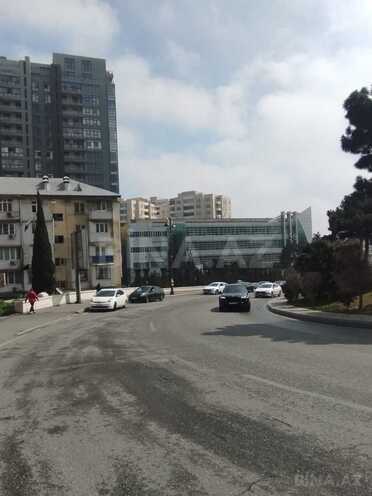 Продаётся 3-комн. новостройка 135 м², м. Элмляр Академиясы, photo 3 from 32