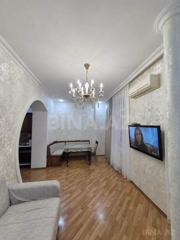 Продаётся 4-комн. вторичка 150 м², м. Низами, photo 9 from 19