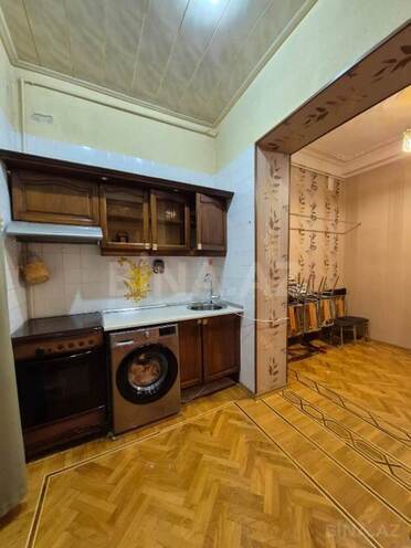 Продаётся 4-комн. вторичка 150 м², м. Низами, photo 10 from 19