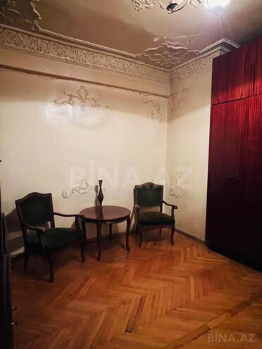 İcarəyə verilir 2 otaqlı köhnə tikili 70 m², Azadlıq Prospekti m., photo 8 from 19