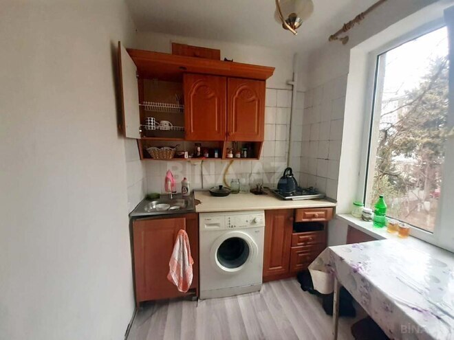 Продаётся 2-комн. вторичка 50 м², м. Элмляр Академиясы, photo 6 from 13