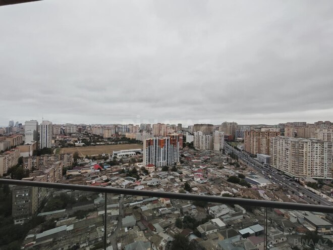 Сдаётся 2-комн. новостройка 70 м², м. 8 ноября, photo 11 from 18