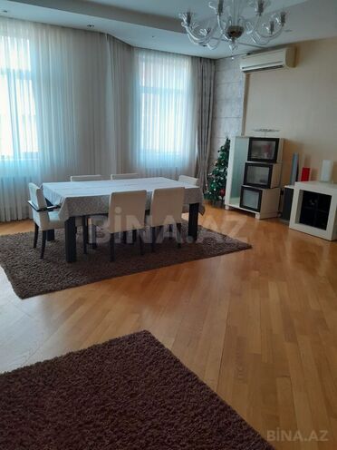 Сдаётся 3-комн. новостройка 171 м², м. 8 ноября, photo 4 from 18