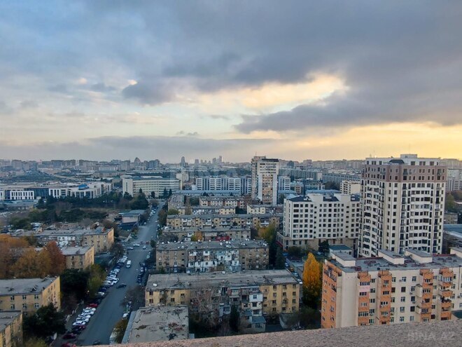 Satılır 3 otaqlı yeni tikili 136 m², 8-ci mikrorayon q., photo 16 from 17