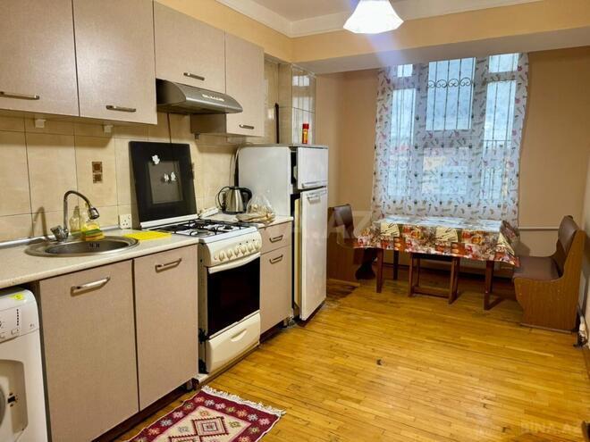 İcarəyə verilir 2 otaqlı köhnə tikili 70 m², Gənclik m., photo 6 from 8