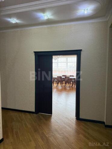 Сдаётся 3-комн. новостройка 146 м², м. Нефтчиляр, photo 6 from 17