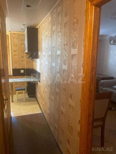 Продаётся 2-комн. вторичка 50 м², м. Элмляр Академиясы, photo 6 from 12