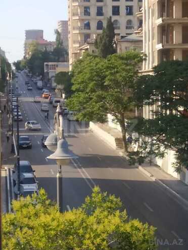 Satılır 3 otaqlı köhnə tikili 70 m², 28 May m., photo 4 from 22