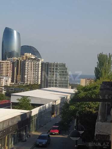 Satılır 3 otaqlı köhnə tikili 70 m², 28 May m., photo 3 from 22