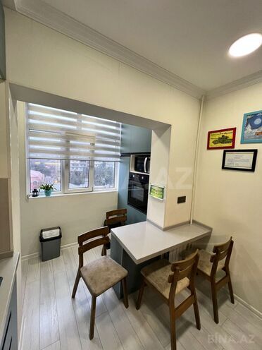 Satılır 3 otaqlı köhnə tikili 85 m², Qara Qarayev m., photo 16 from 19