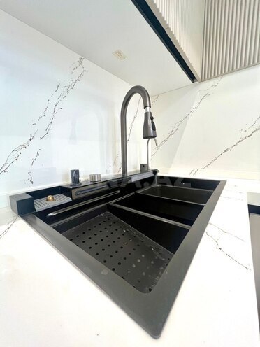 Сдаётся 3-комн. новостройка 110 м², м. 28 мая, photo 18 from 23