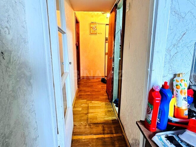Satılır 2 otaqlı köhnə tikili 55 m², Qara Qarayev m., photo 8 from 17