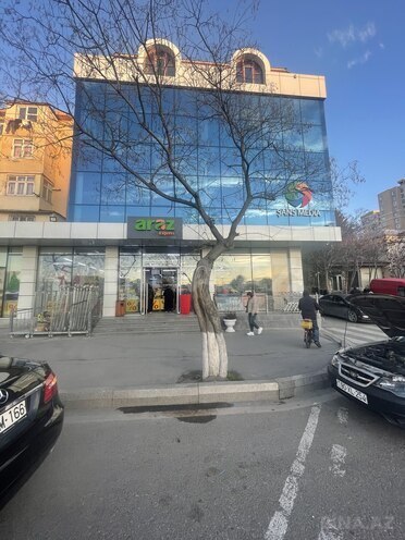 Сдаётся  объект 250 м², м. Элмляр Академиясы, photo 9 from 12