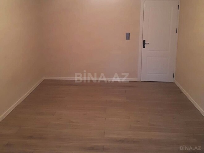 Продаётся 3-комн. вторичка 65 м², м. Нефтчиляр, photo 11 from 26