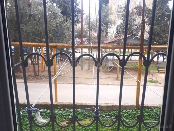 Продаётся 3-комн. вторичка 65 м², м. Нефтчиляр, photo 23 from 26