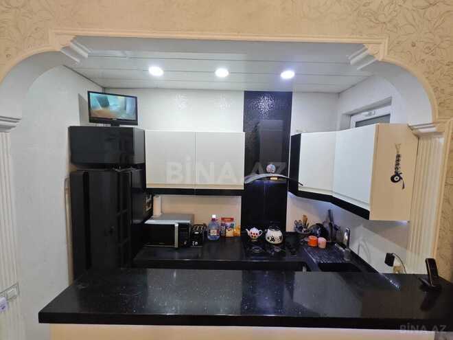 Satılır 3 otaqlı köhnə tikili 70 m², Sahil m., photo 7 from 17