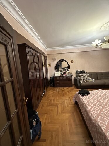 Продаётся 5-комн. вторичка 130 м², м. Низами, photo 7 from 16