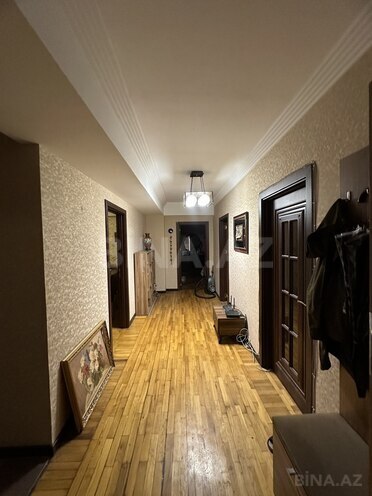 Продаётся 5-комн. вторичка 130 м², м. Низами, photo 11 from 16