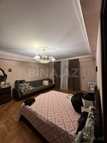 Продаётся 5-комн. вторичка 130 м², м. Низами, photo 8 from 16