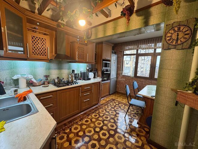 Продаётся 4-комн. вторичка 100 м², м. Халглар Достлугу, photo 13 from 22