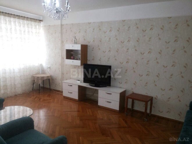 İcarəyə verilir 2 otaqlı köhnə tikili 60 m², 28 May m., photo 4 from 12