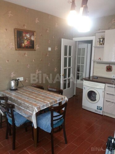 İcarəyə verilir 2 otaqlı köhnə tikili 60 m², 28 May m., photo 7 from 12