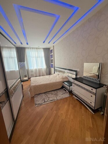 Сдаётся 3-комн. новостройка 115 м², м. Кара Караев, photo 7 from 16