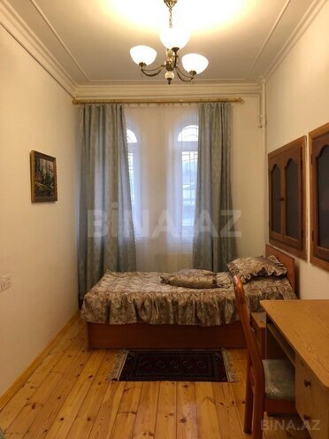 Сдаётся 3-комн. вторичка 150 м², м. Ичеришехер, photo 11 from 19
