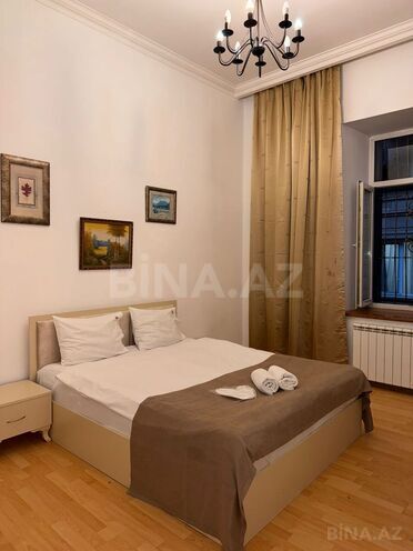 İcarəyə verilir 3 otaqlı köhnə tikili 80 m², Sahil m., photo 9 from 12