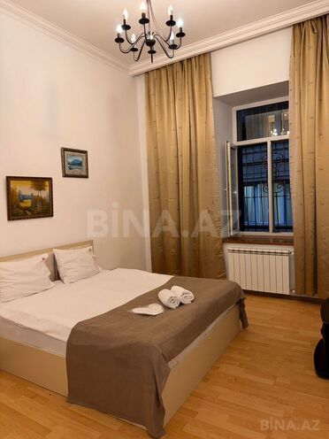 İcarəyə verilir 3 otaqlı köhnə tikili 80 m², Sahil m., photo 7 from 12